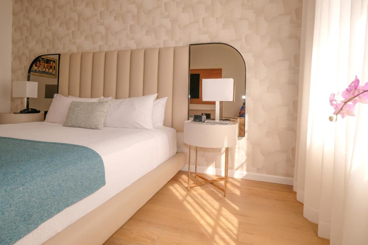 Avalon Hotel Miami Beach Exterior photo